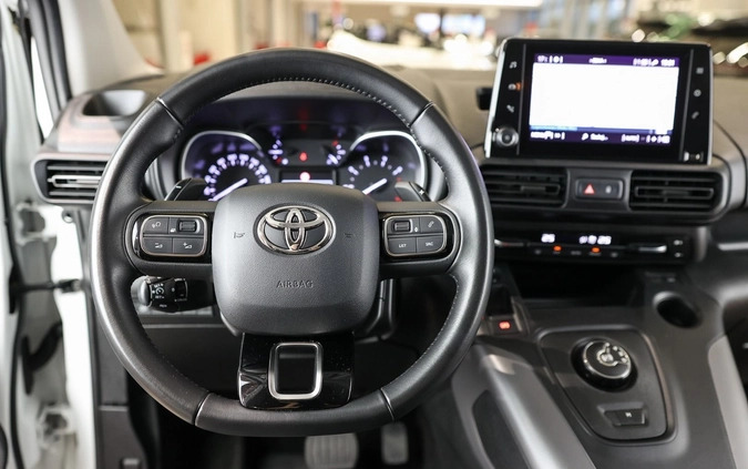 Toyota Proace City Verso cena 115850 przebieg: 110927, rok produkcji 2021 z Kcynia małe 596